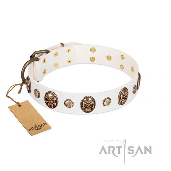 "Fatal Beauty" FDT Artisan White Leather Dog Collar with Old Bronze-like Studs and Oval Brooches