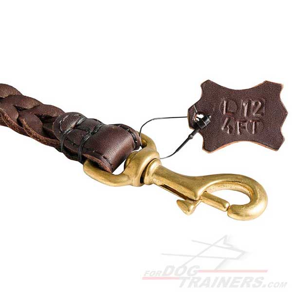 High quality snap hook of leather dog leash