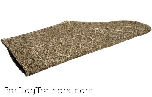 Every trainer needs Dog bite sleeve cover made of 
French linen